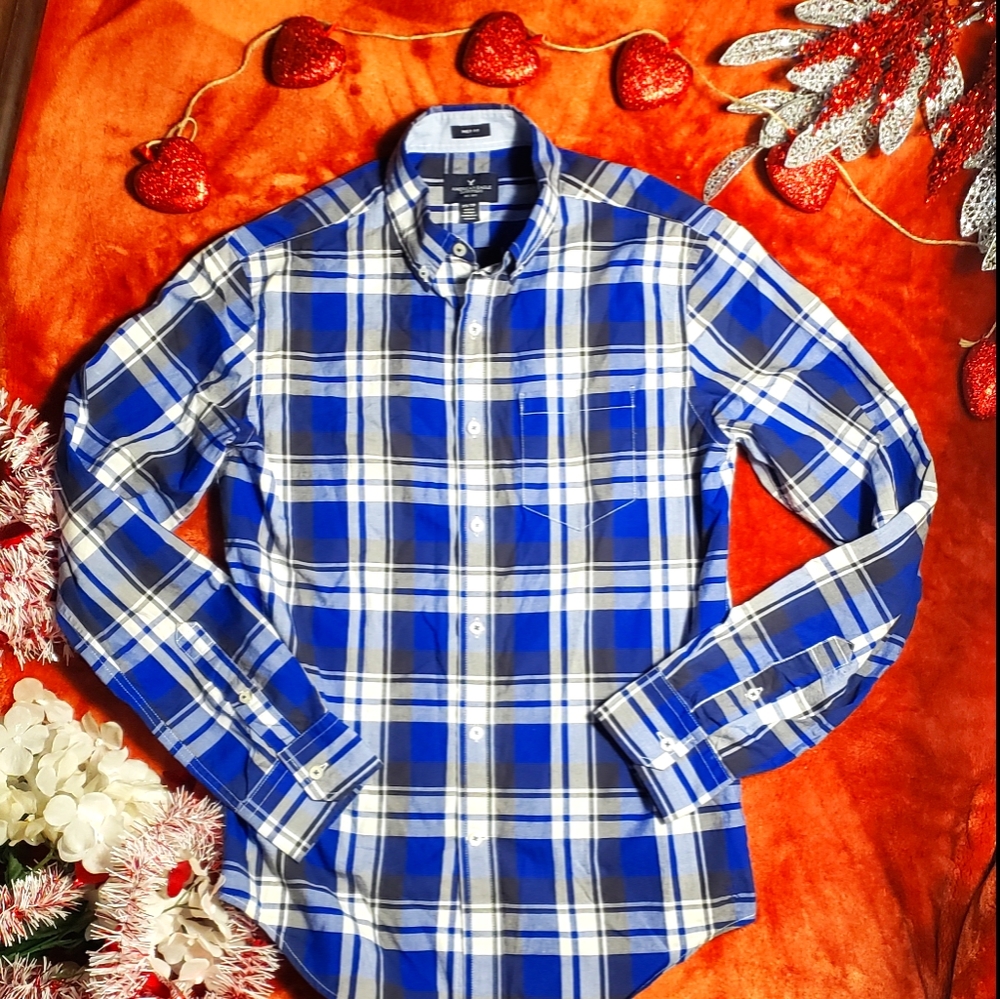 American Eagle Outfitters Button down